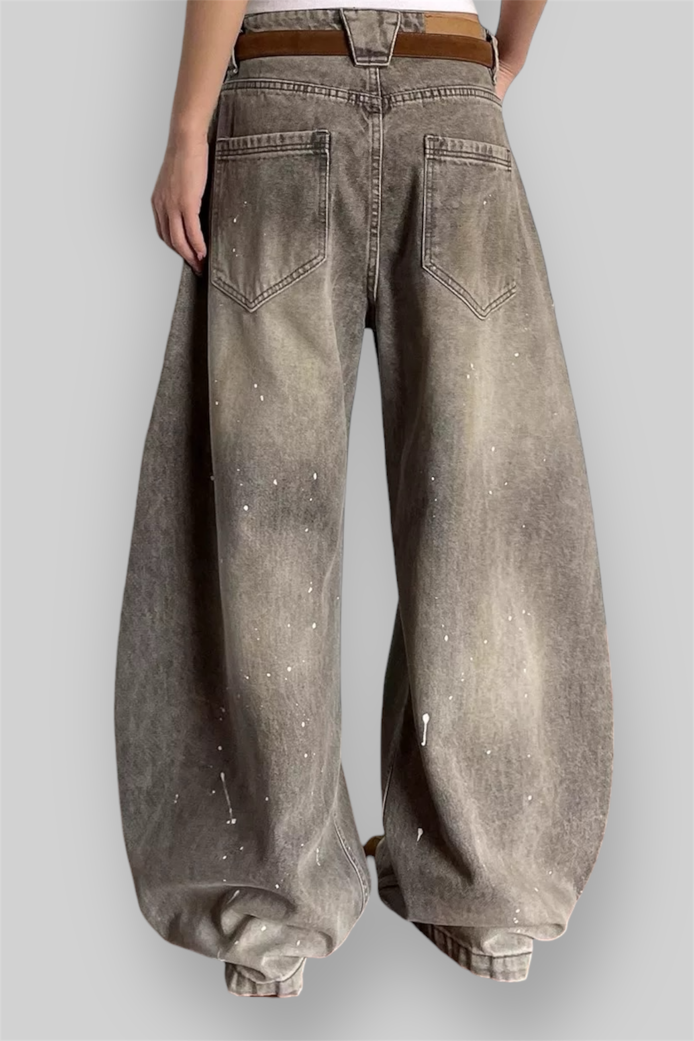 Paint grey baggy jeans